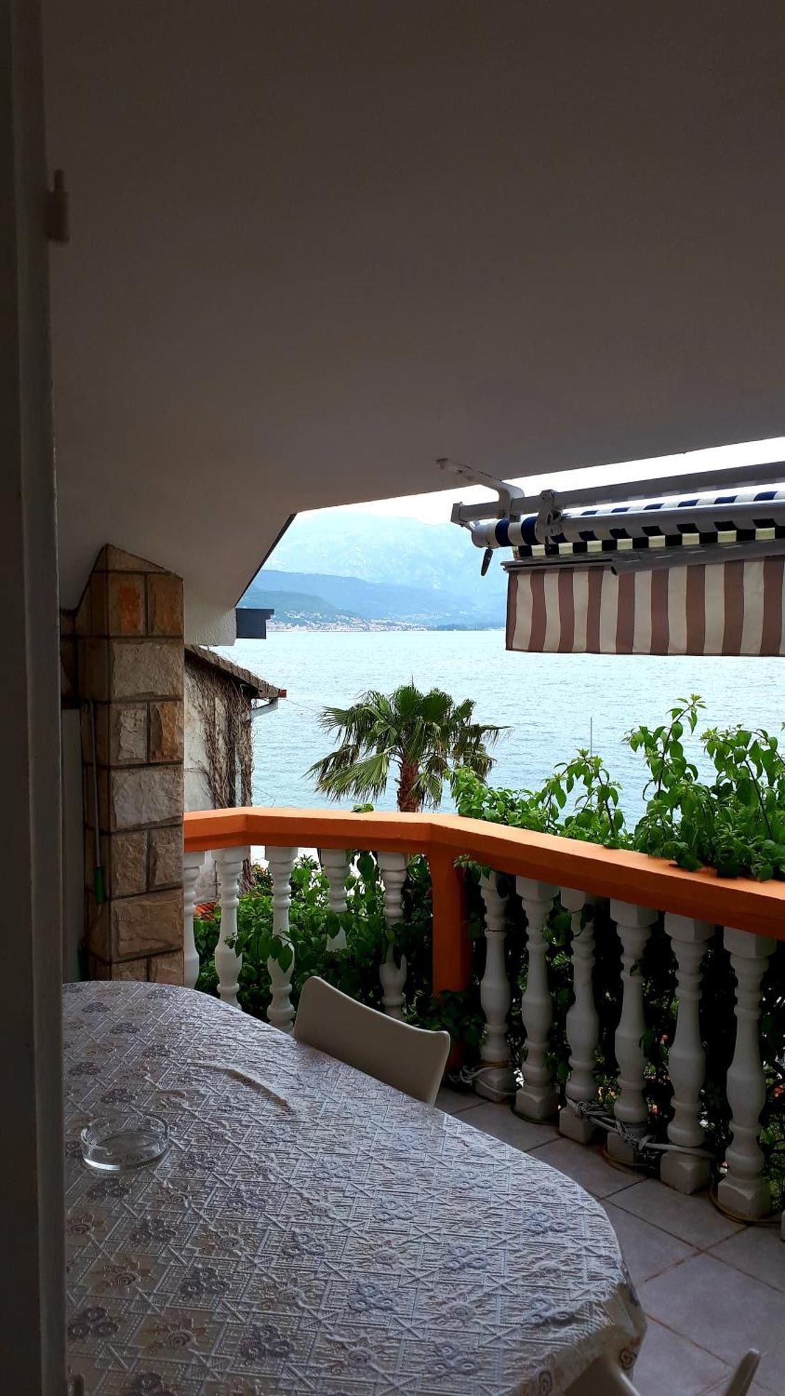Apartmani Kalinic بِييلا الغرفة الصورة